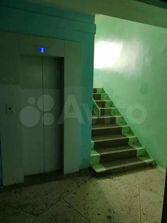 Комната 43 м в 2-к., 2/9 эт. - Фото 1