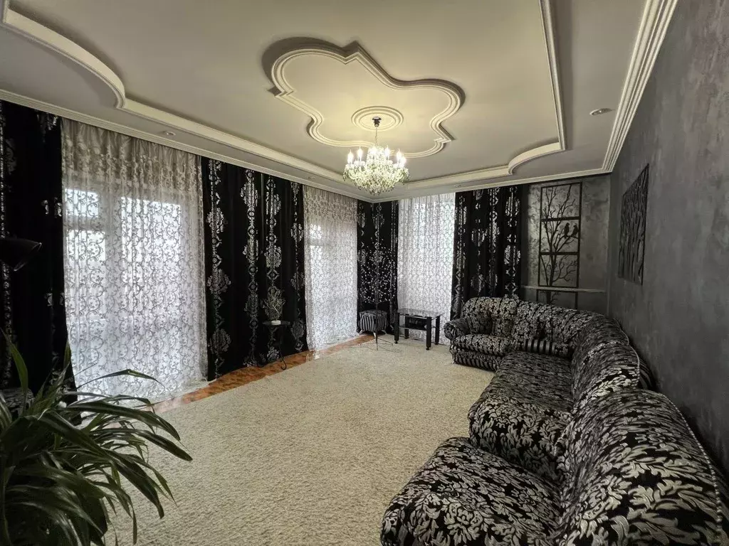 4-к кв. Северная Осетия, Владикавказ ул. Генерала Плиева, 25 (160.0 м) - Фото 1