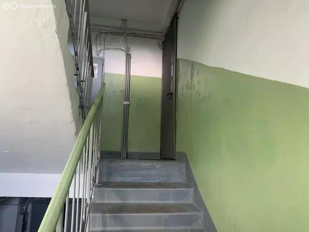 4-комнатная квартира: Курган, улица Достоевского, 57 (75 м) - Фото 0