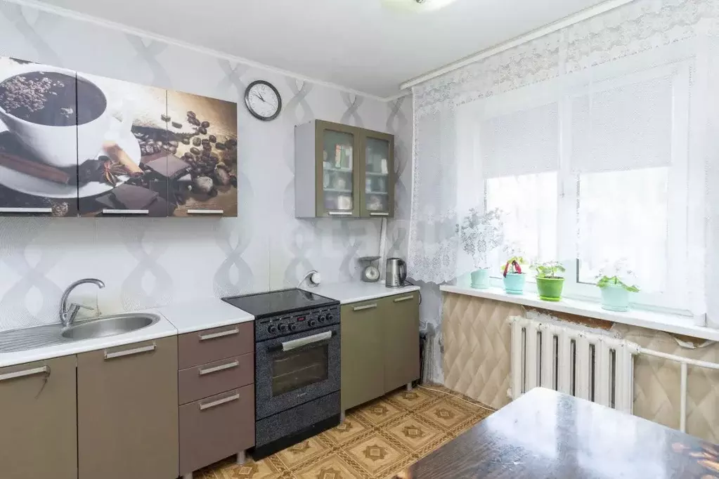 2-к кв. Тюменская область, Тюмень ул. Александра Логунова, 6 (50.8 м) - Фото 0