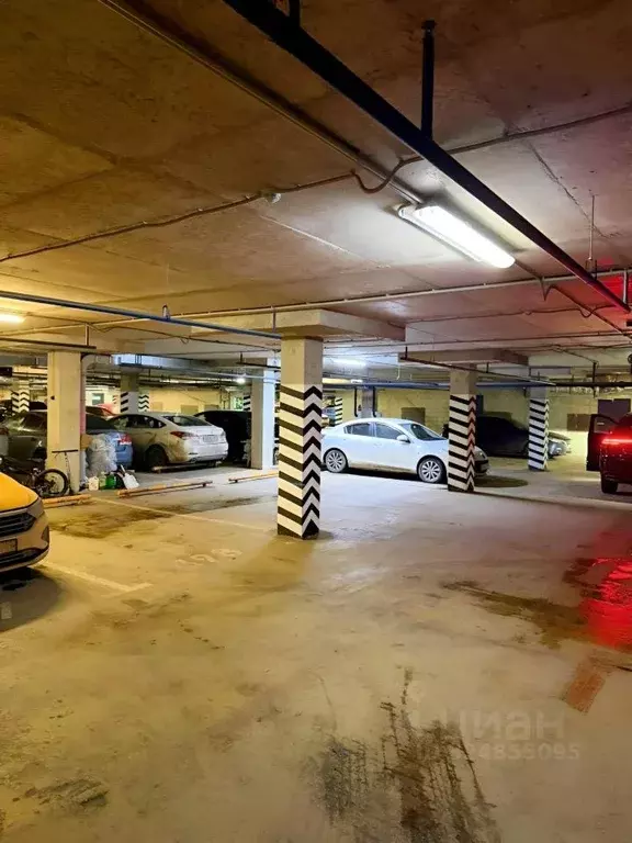 Гараж в Московская область, Химки ул. Германа Титова, 8 (16 м) - Фото 1