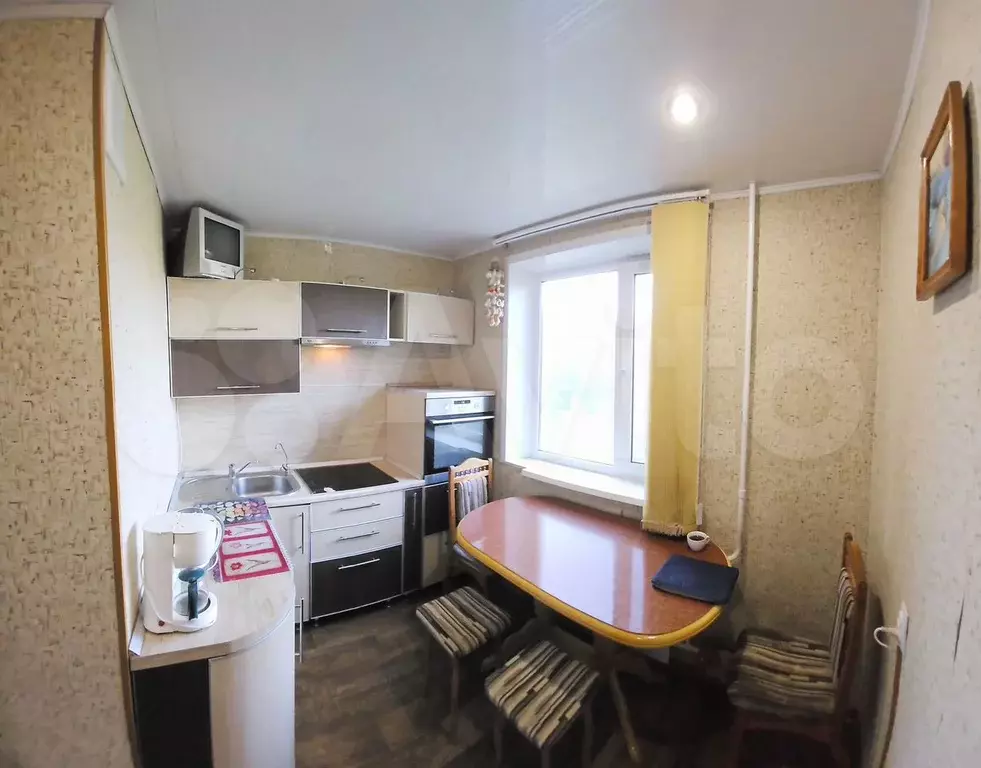 2-к. квартира, 56 м, 4/9 эт. - Фото 0