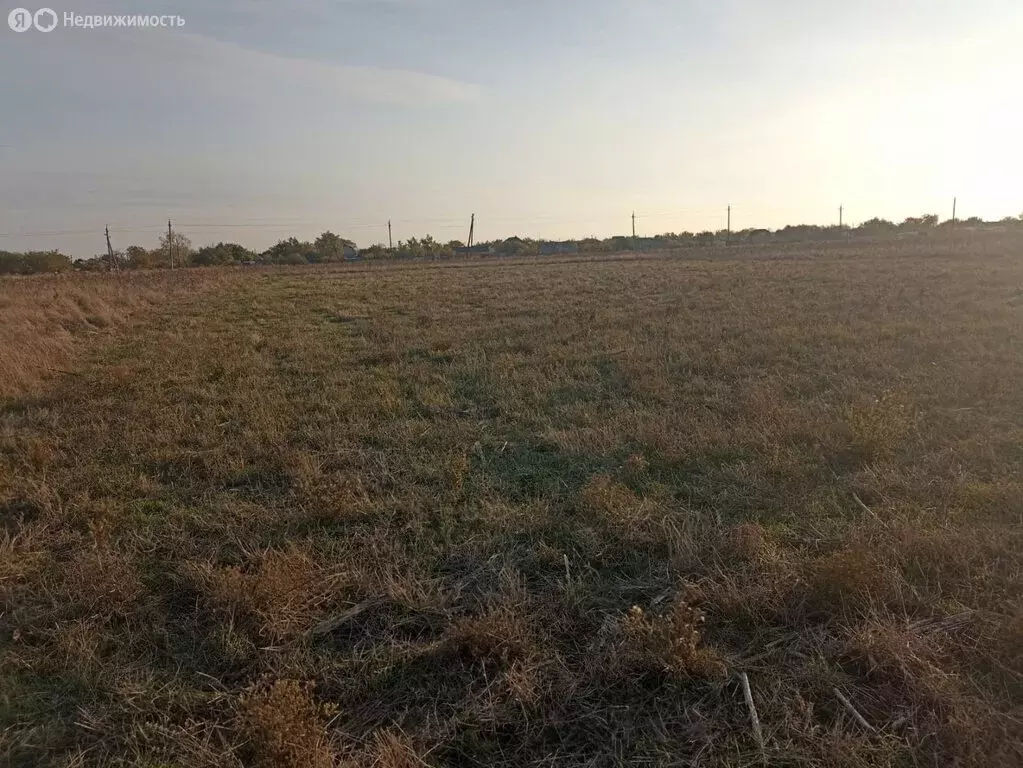 Участок в Камышеватская, Красная улица (18 м) - Фото 0