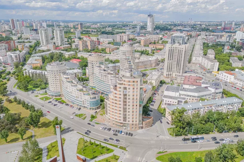 4-к. квартира, 274,8 м, 15/16 эт. - Фото 1