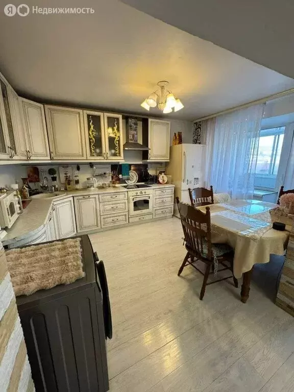 4-комнатная квартира: Улан-Удэ, улица Борсоева, 33 (113 м) - Фото 1