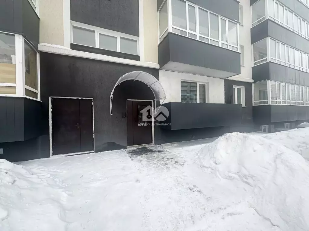 Студия Новосибирская область, Новосибирск ул. Плющихинская, 9 (32.4 м) - Фото 1