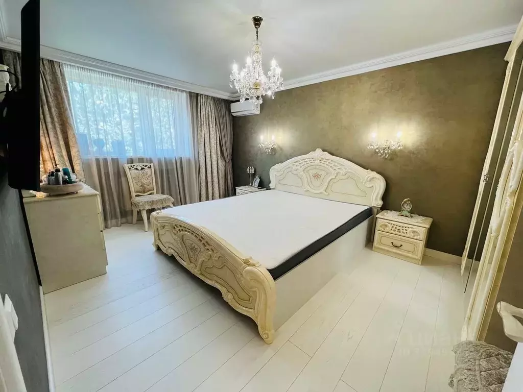 2-к кв. Севастополь ул. Косарева, 27 (62.8 м) - Фото 0
