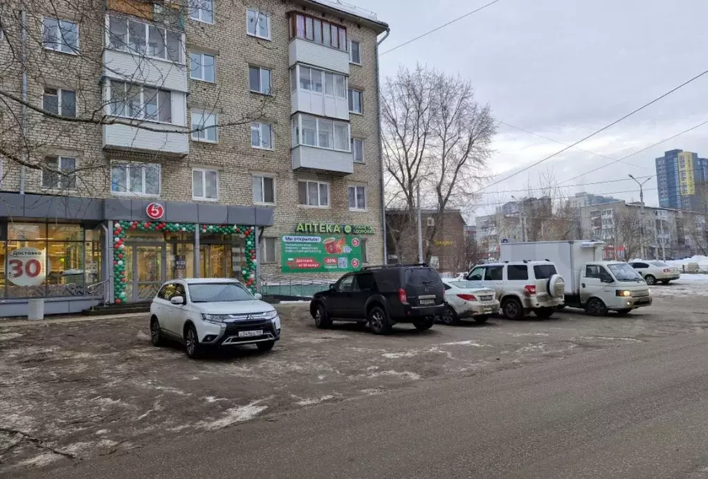 Пермь, Стахановская улица, 44, 11 м - Фото 1