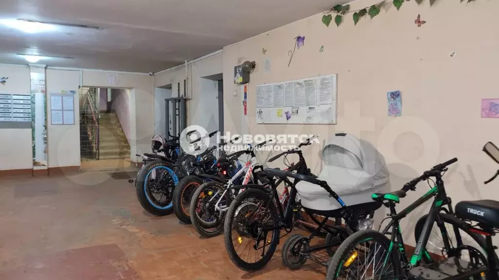 Комната 16,3 м в 4-к., 3/9 эт. - Фото 1