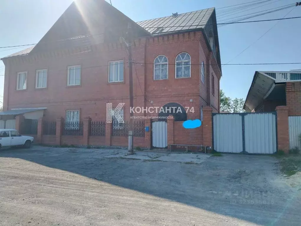 Дом в Челябинская область, Челябинск ул. Комарова, 6А (500 м) - Фото 1