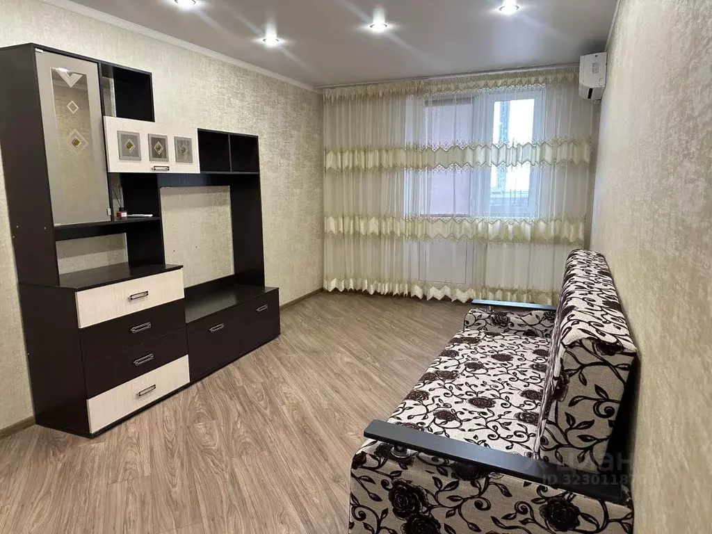 2-к кв. Краснодарский край, Краснодар Кореновская ул., 2к1 (65.0 м) - Фото 1