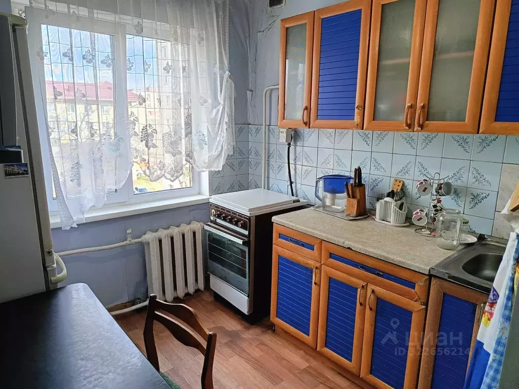 3-к кв. Омская область, Омск Городок Нефтяников мкр, ул. 22 Апреля, 40 ... - Фото 1