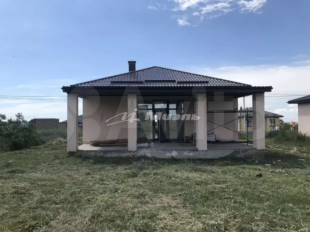 Дом 100 м на участке 6 сот. - Фото 1