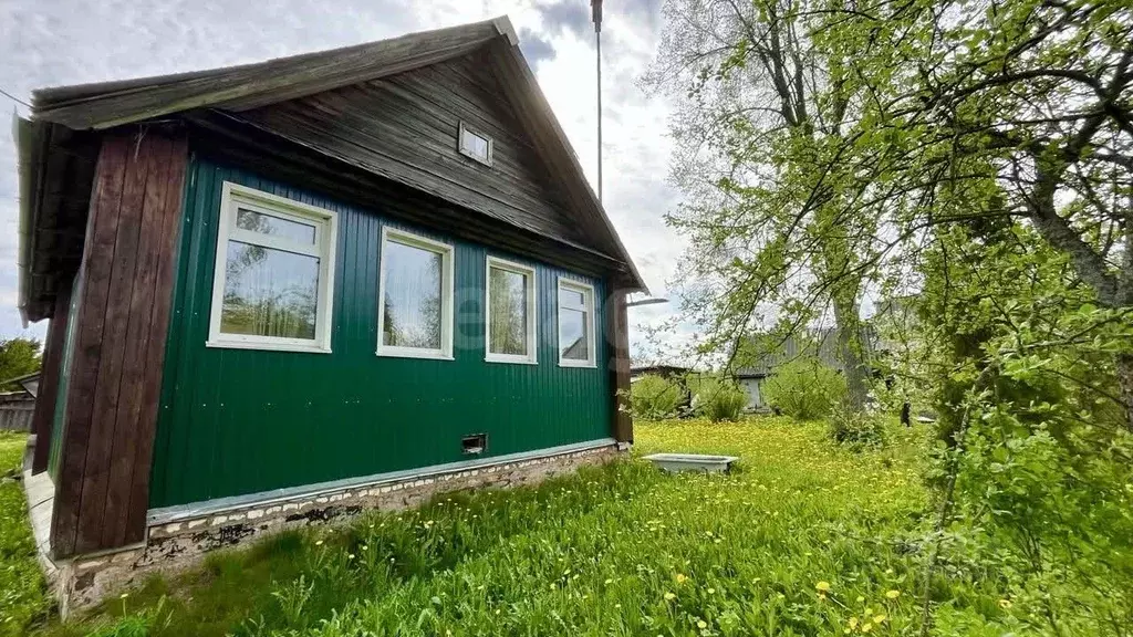 Дом в Ленинградская область, Киришский район, Будогощское городское ... - Фото 1