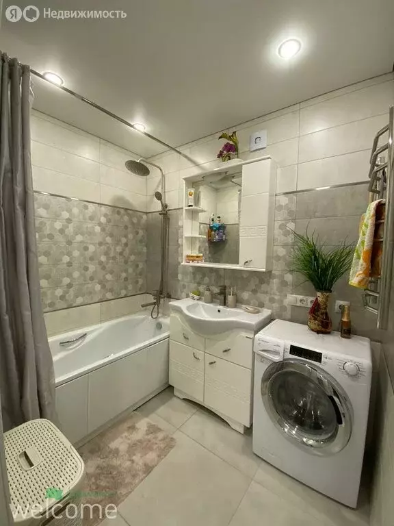 2-комнатная квартира: Ставрополь, улица Тухачевского, 12/2 (71 м) - Фото 0