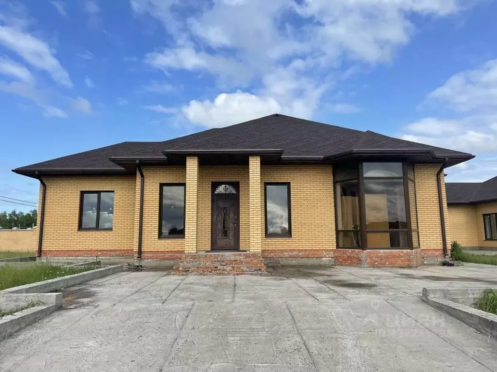 Коттедж в Белгородская область, Старый Оскол ул. Ровенская, 68 (178 м) - Фото 1