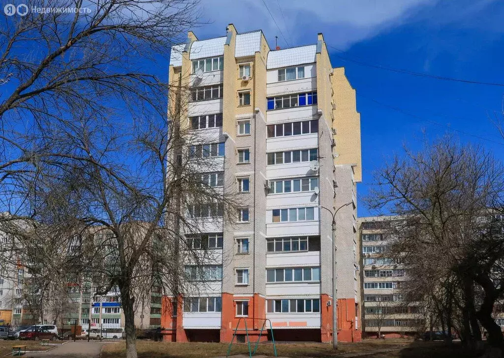 3-комнатная квартира: Орёл, Новосильская улица, 8 (107 м) - Фото 0