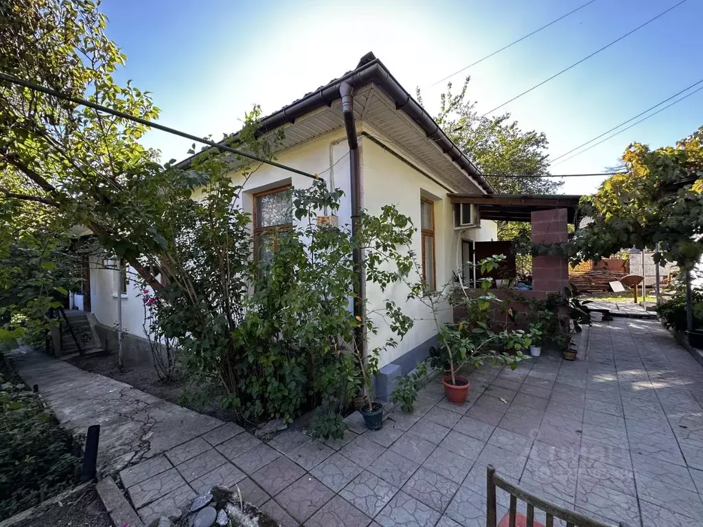 Дом в Крым, Алушта ул. Пуцатова (114 м) - Фото 1