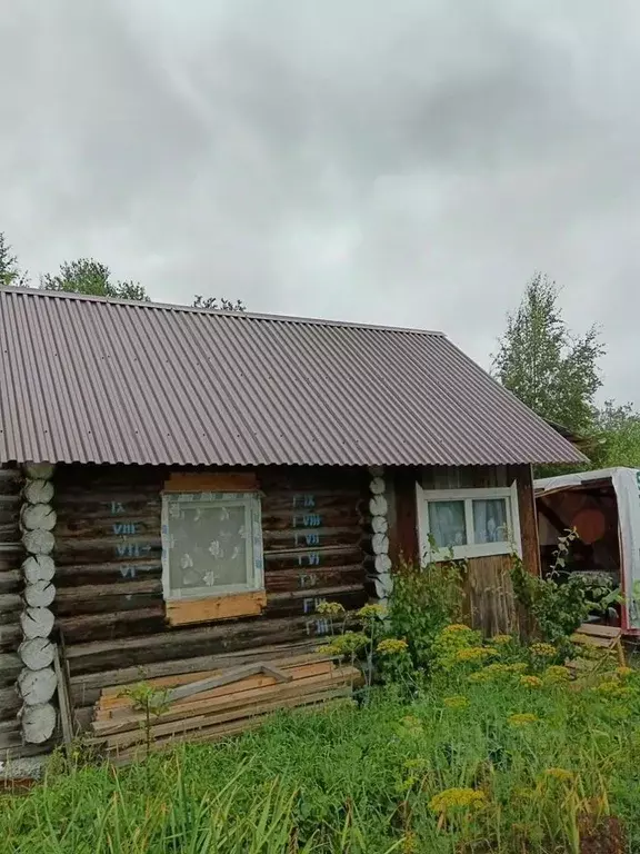 Дом в Свердловская область, Первоуральск муниципальный округ, пос. ... - Фото 1