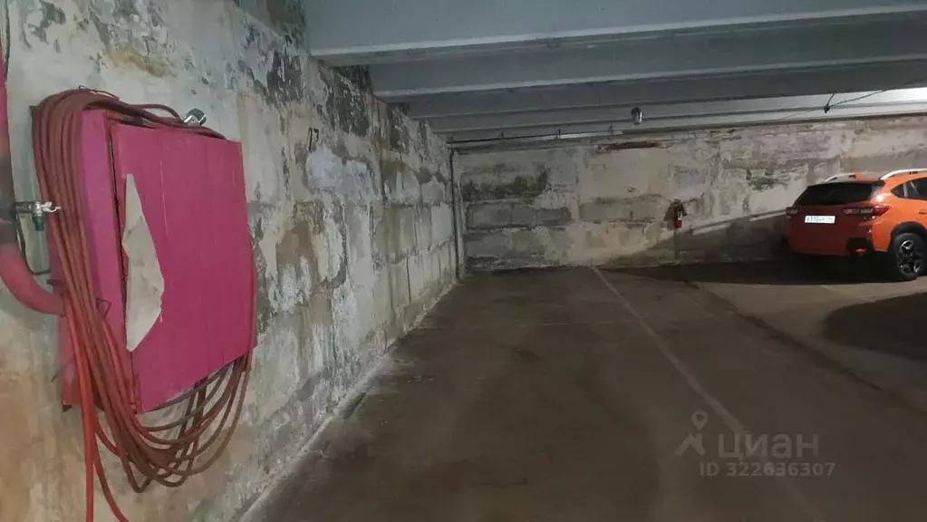 Гараж в Саратовская область, Саратов ул. Имени И.В. Мичурина, 98/102 ... - Фото 1