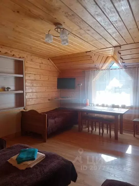 Комната Карачаево-Черкесия, Зеленчукский район, с. Архыз ул. Ленина, ... - Фото 0
