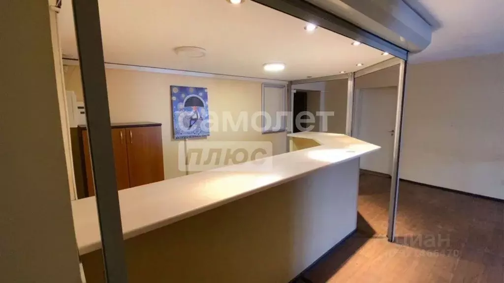 Офис в Карелия, Петрозаводск ул. Свердлова, 1 (10 м) - Фото 2