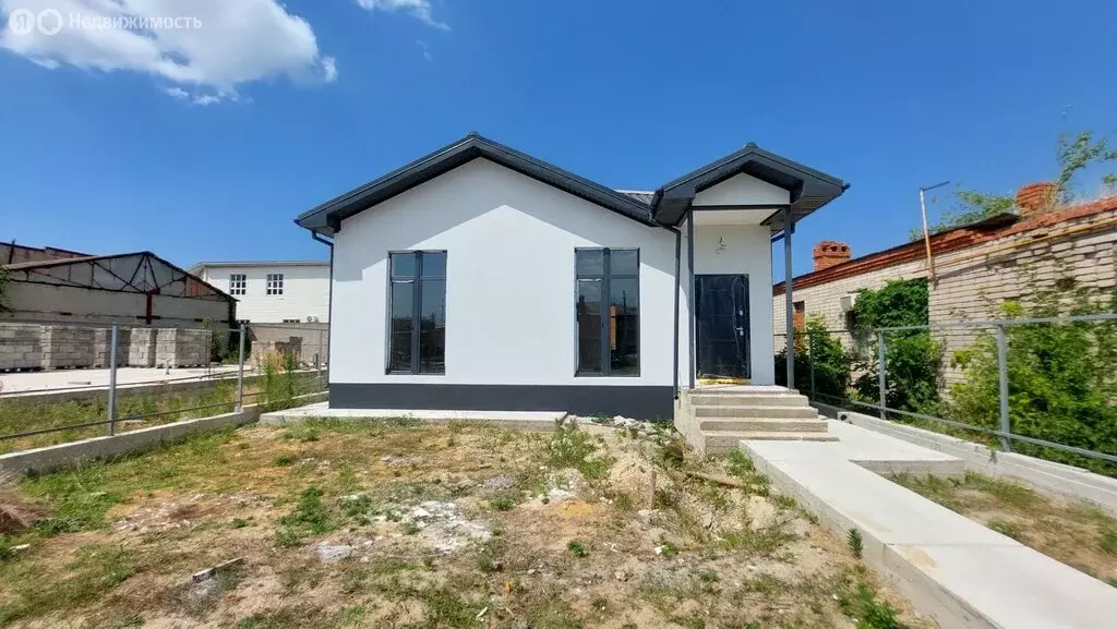 Дом в Темрюк, улица Цыбренко, 3 (110 м) - Фото 1
