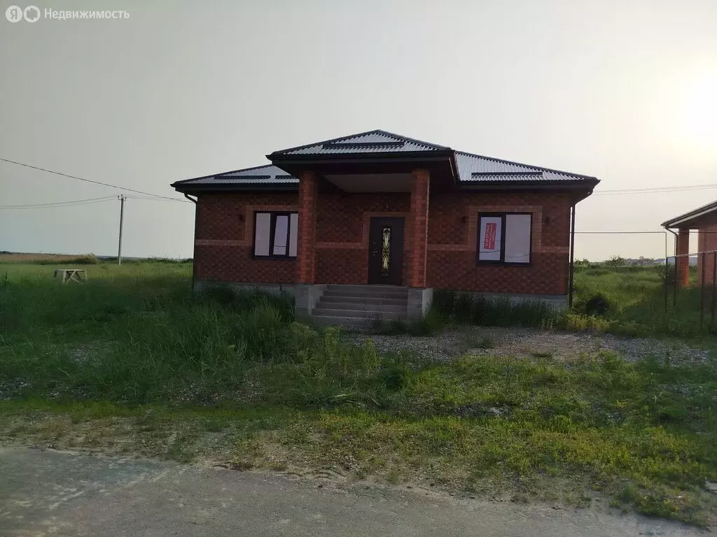 Дом в село Надежда, улица Измайлова (127 м) - Фото 0