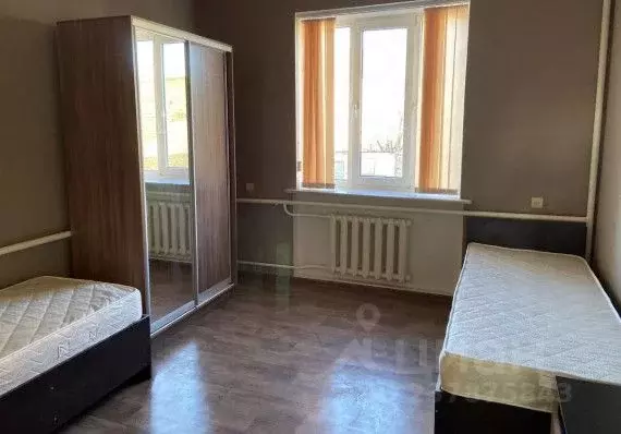 Дом в Крым, Симферополь ул. Генчлик (200 м) - Фото 2