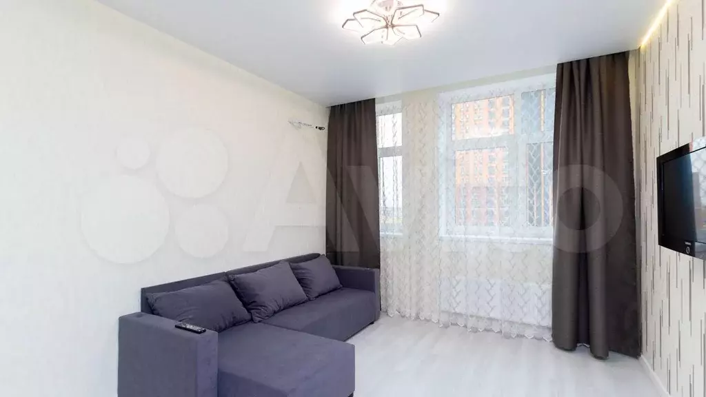 1-к. квартира, 40 м, 7/25 эт. - Фото 1