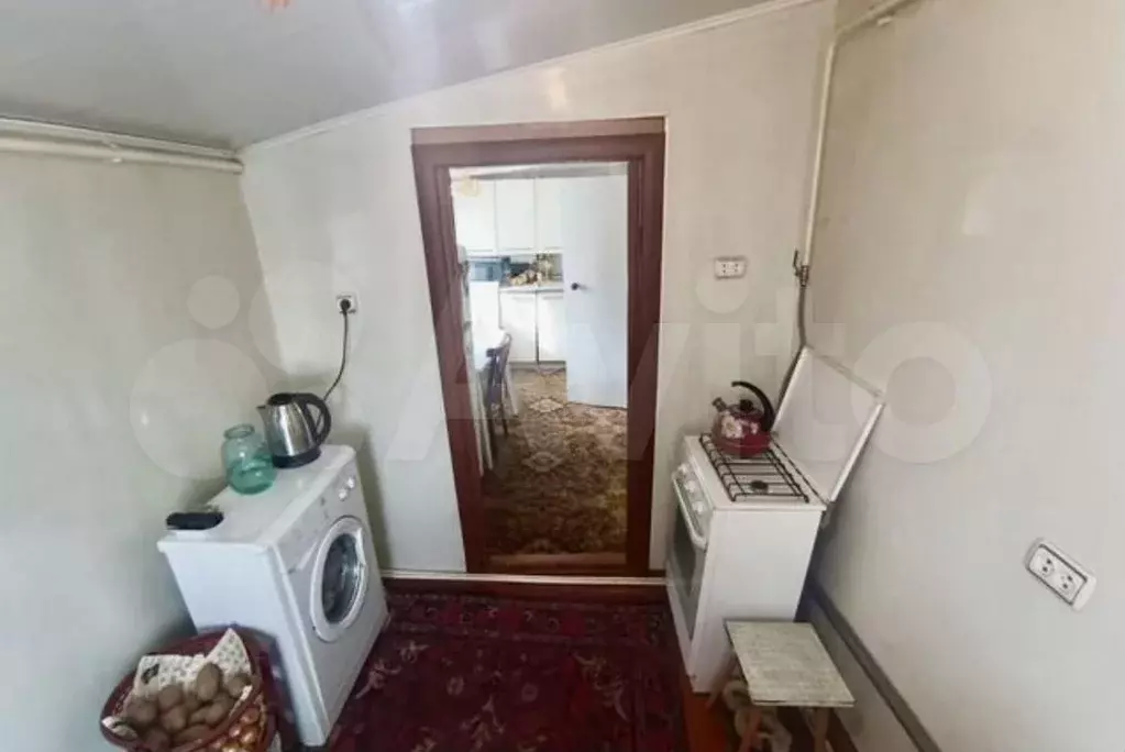 4-к. квартира, 56 м, 1/1 эт. - Фото 1