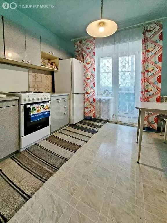 3-комнатная квартира: Абакан, улица Маршала Жукова, 96 (66.7 м) - Фото 1