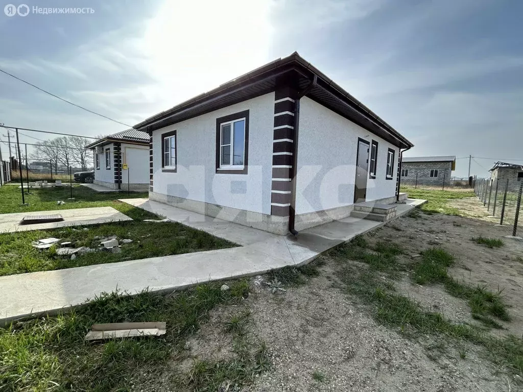 Дом в посёлок Стрелка, Лесная улица, 4 (85 м) - Фото 0