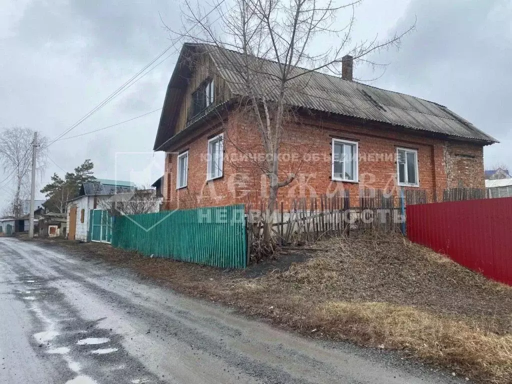 Дом в Кемеровская область, Кемерово Тавдинская ул. (59 м) - Фото 0