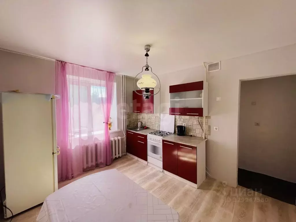 2-к кв. Мордовия, с. Лямбирь ул. 40 лет Победы, 30 (58.1 м) - Фото 1