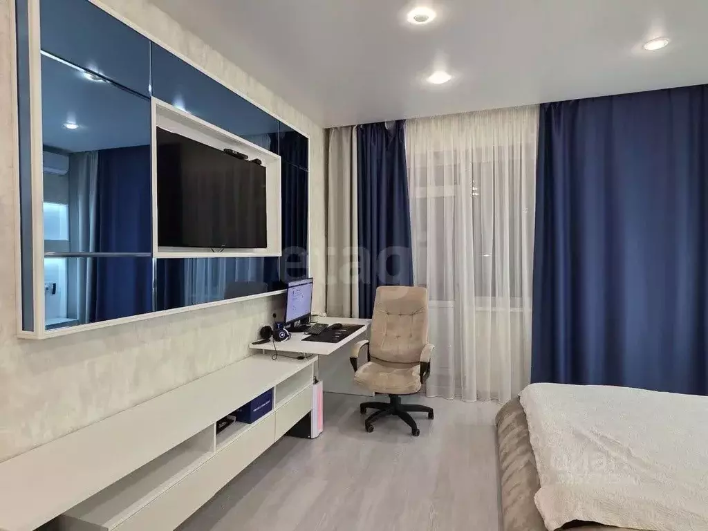 3-к кв. Курская область, Курск просп. Анатолия Дериглазова, 15 (100.0 ... - Фото 1