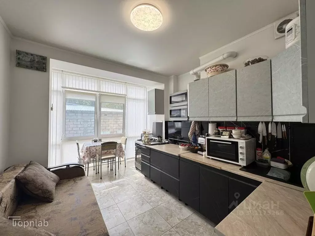 1-к кв. Кабардино-Балкария, Нальчик ул. Мовсисяна (40.0 м) - Фото 1