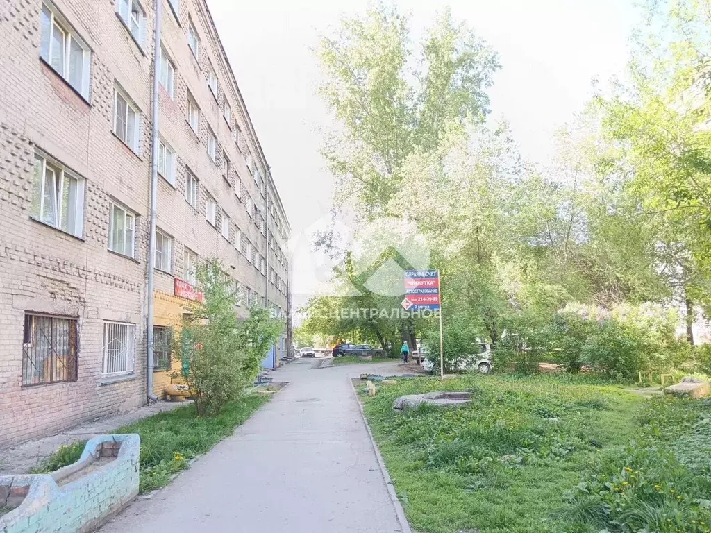 Комната 13,9 м в 1-к., 2/5 эт. - Фото 1