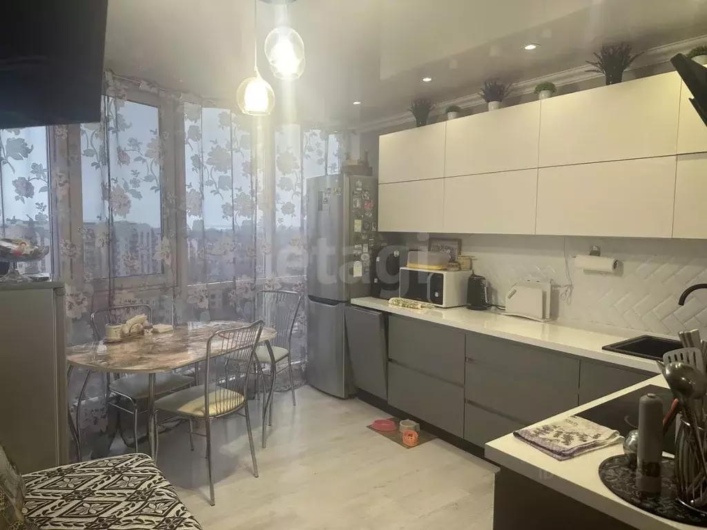 2-к кв. Саратовская область, Энгельс Студенческая ул., 183Е (61.0 м) - Фото 2