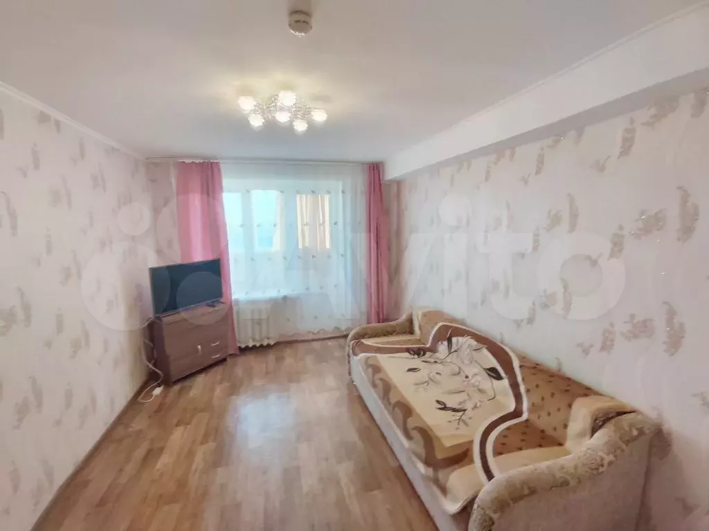 1-к. квартира, 40 м, 8/9 эт. - Фото 1