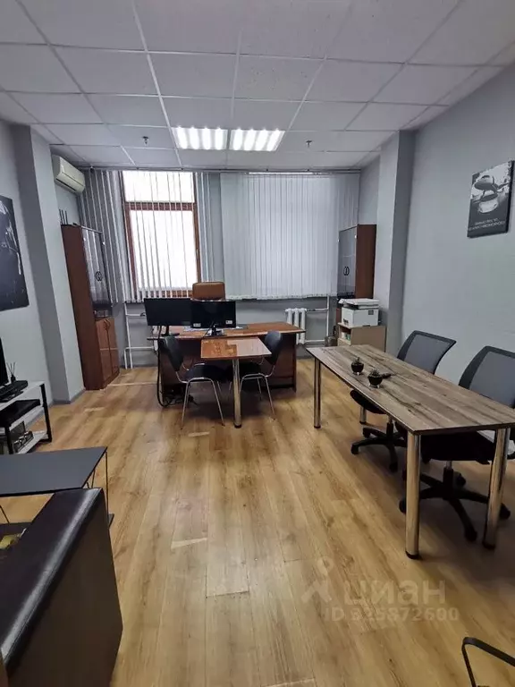 Офис в Краснодарский край, Краснодар Северная ул., 324К (21 м) - Фото 1