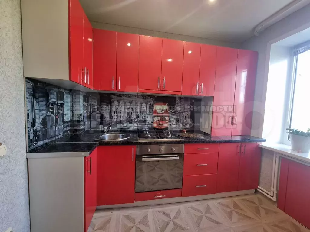 3-к. квартира, 70 м, 1/5 эт. - Фото 0