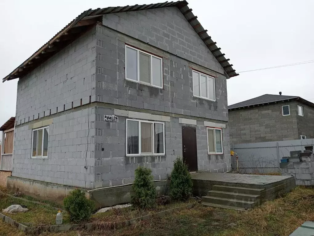 Дом в Свердловская область, Белоярский муниципальный округ, пос. ... - Фото 1