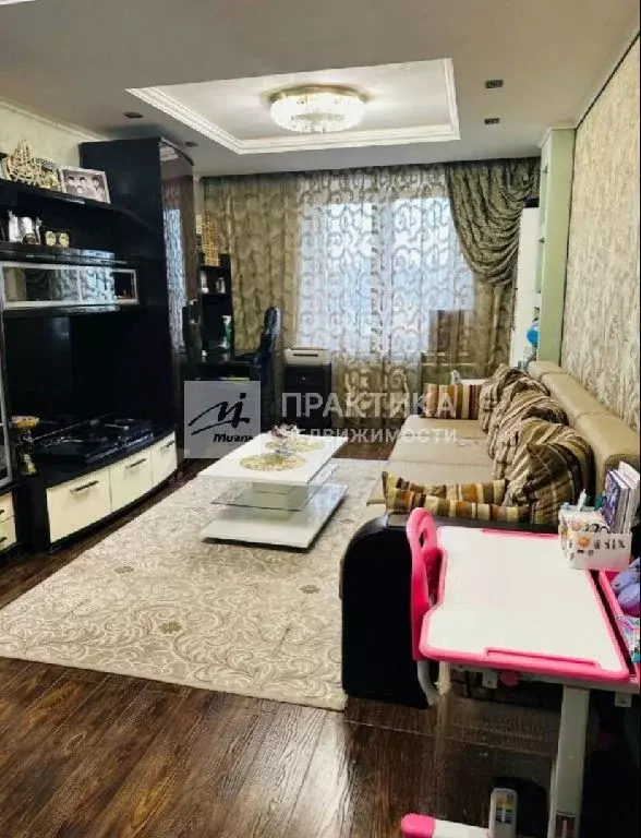 Продается 3-комнатная квартира - Фото 2