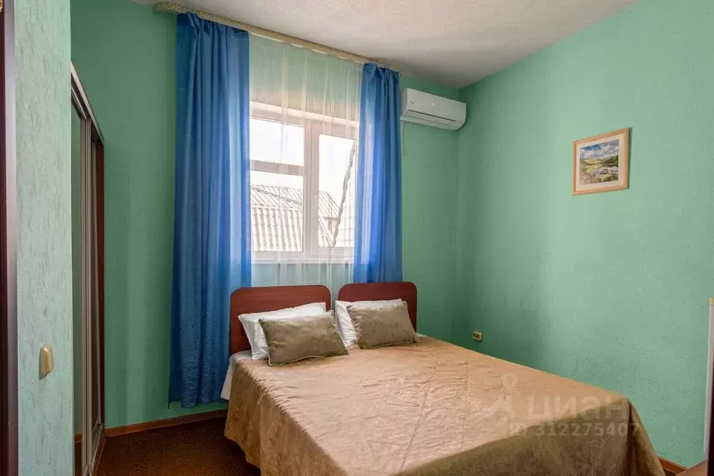 Комната Краснодарский край, Геленджик просп. Геленджикский, 82А - Фото 1