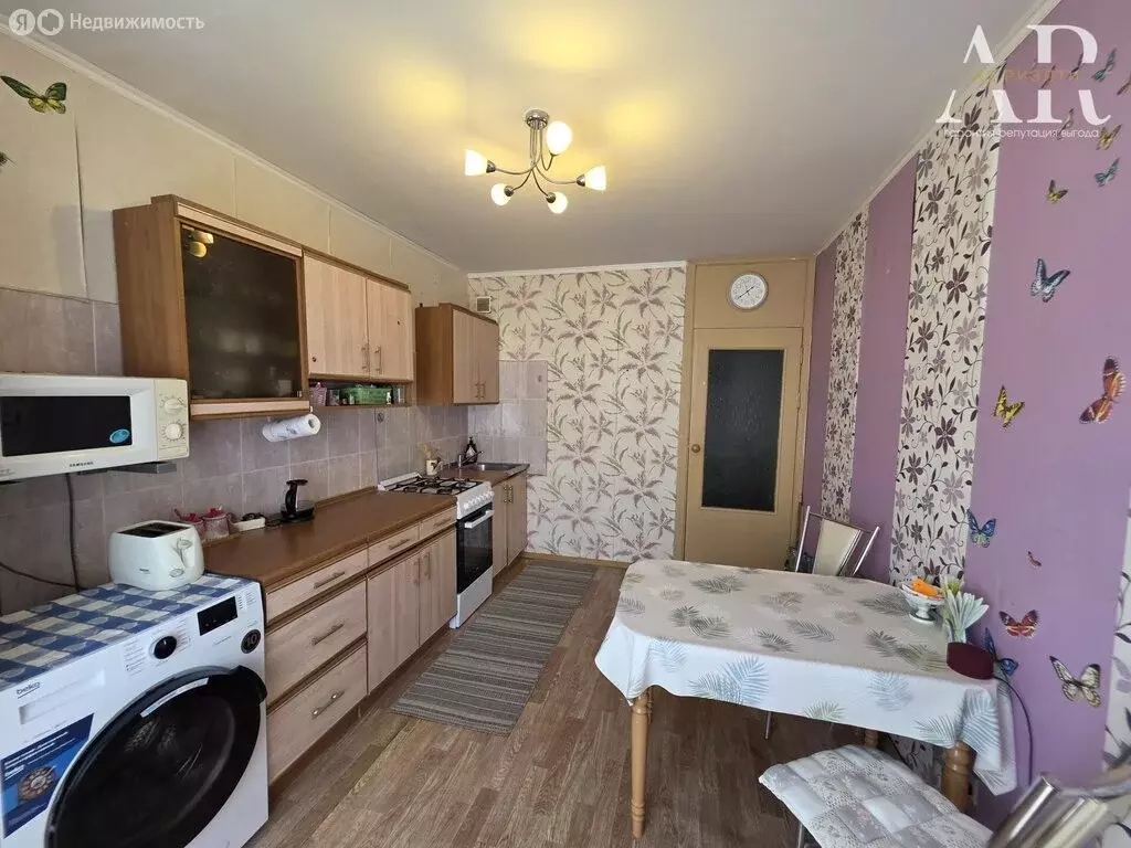 2-комнатная квартира: посёлок городского типа Калининец, 264 (67.6 м) - Фото 2