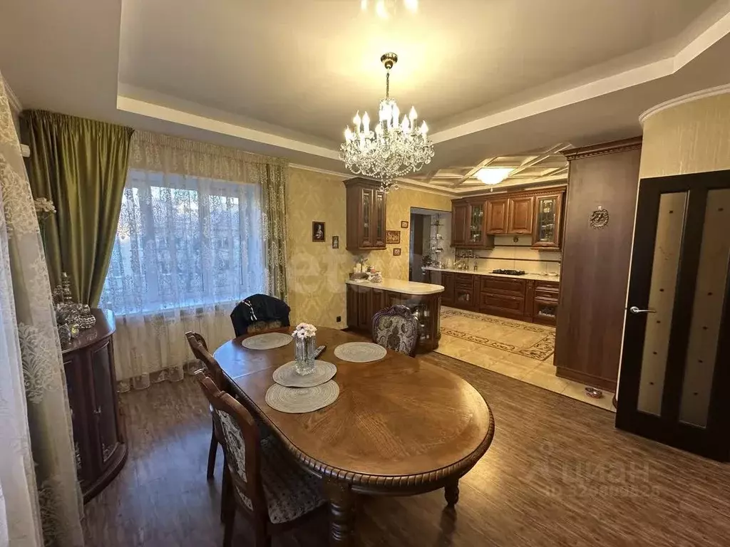 5-к кв. Ярославская область, Ярославль ул. Зелинского, 5А (180.9 м) - Фото 0