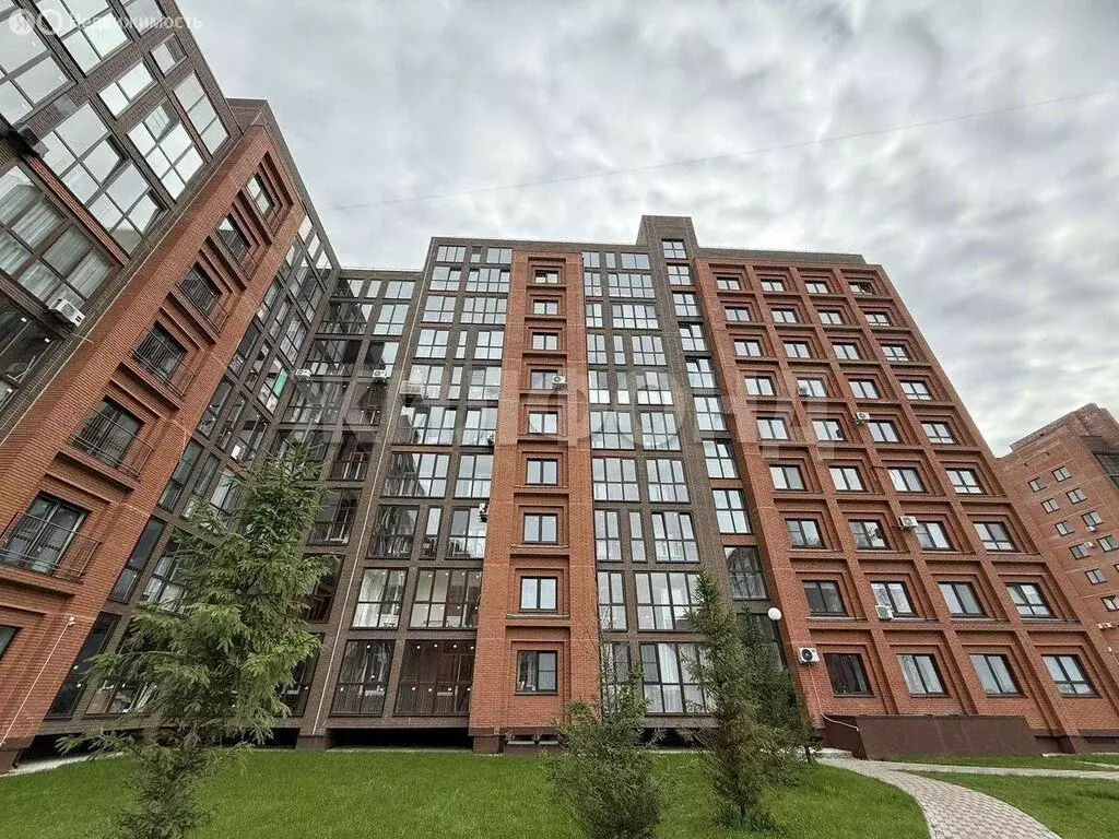 4-комнатная квартира: Кисловка, микрорайон Левобережный, улица ... - Фото 1