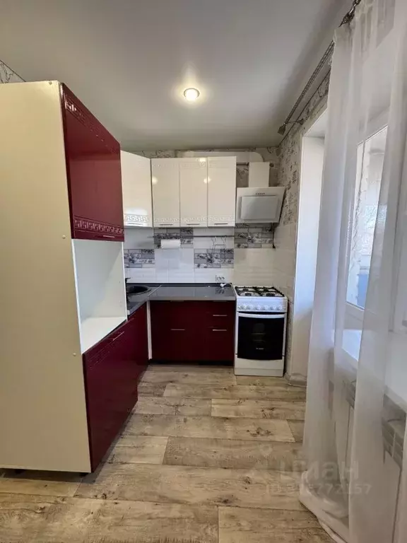 3-к кв. Астраханская область, Астрахань ул. Тренева, 14 (63.2 м) - Фото 2