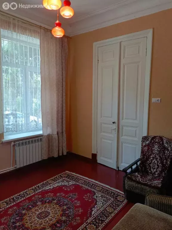 2-комнатная квартира: Ялта, Боткинская улица, 19 (63.8 м) - Фото 2